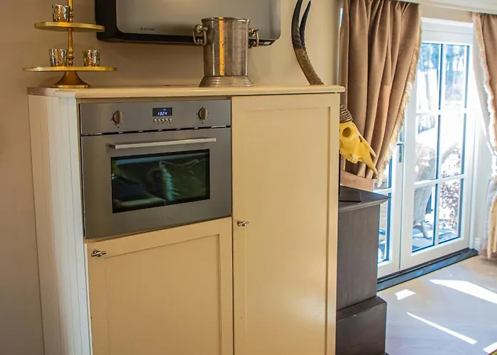 Schaufeli Bed & Breakfast 4*